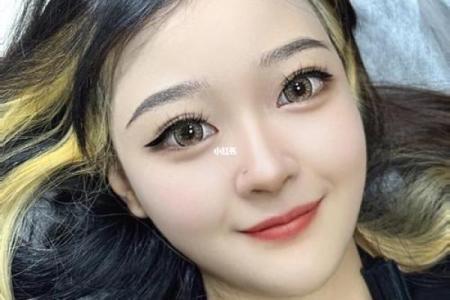 八字眉女生与其他眉形的差异与独特之处