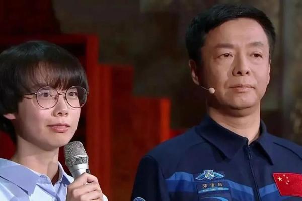 郑恺八字揭秘:从命运看他的事业与人生轨迹 郑恺八字揭秘:从命运看他的事业与人生轨迹