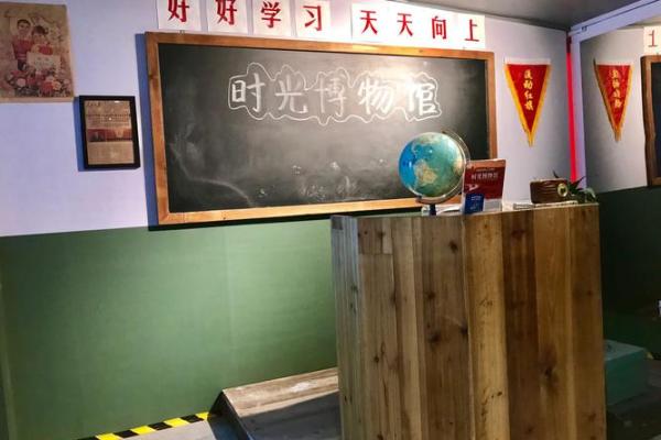 1987年独家珍藏版万年历:时光记忆,一页一故事 1987年独家珍藏版万年历:时光记忆,一页一故事